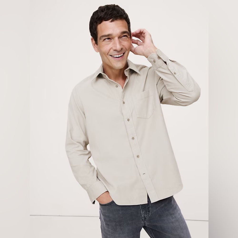 Banana Republic Men's Lightweight Corduroy Shirt Size Medium